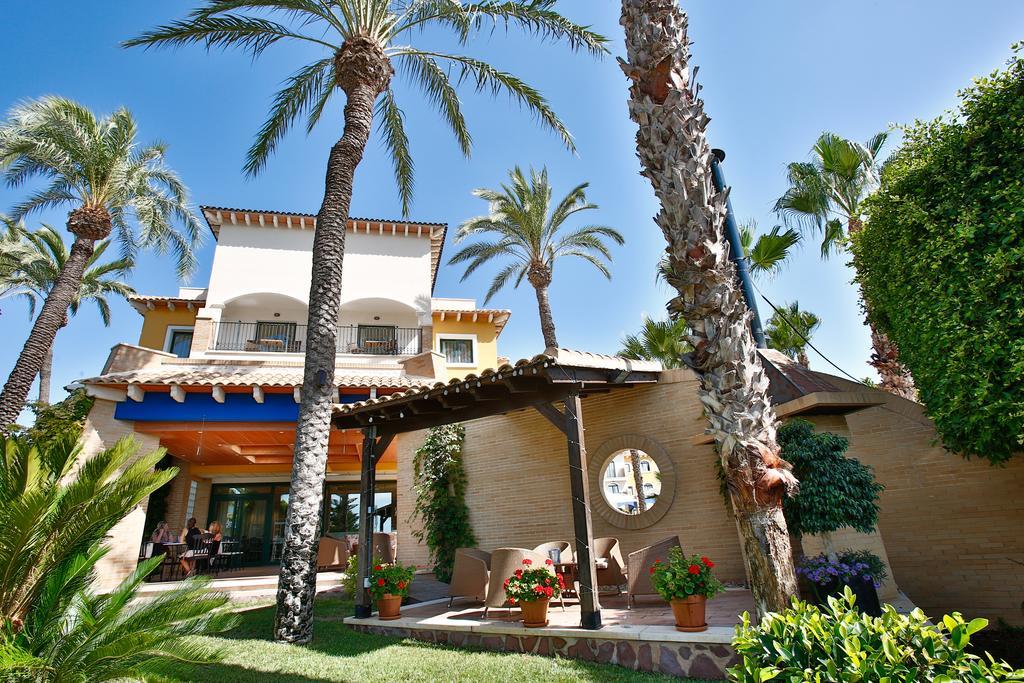 Hotel La Laguna Spa & Golf Торевьиа Экстерьер фото